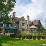Old Estate House: 7 Proven Tips to Avoid Costly Auction Mistakes